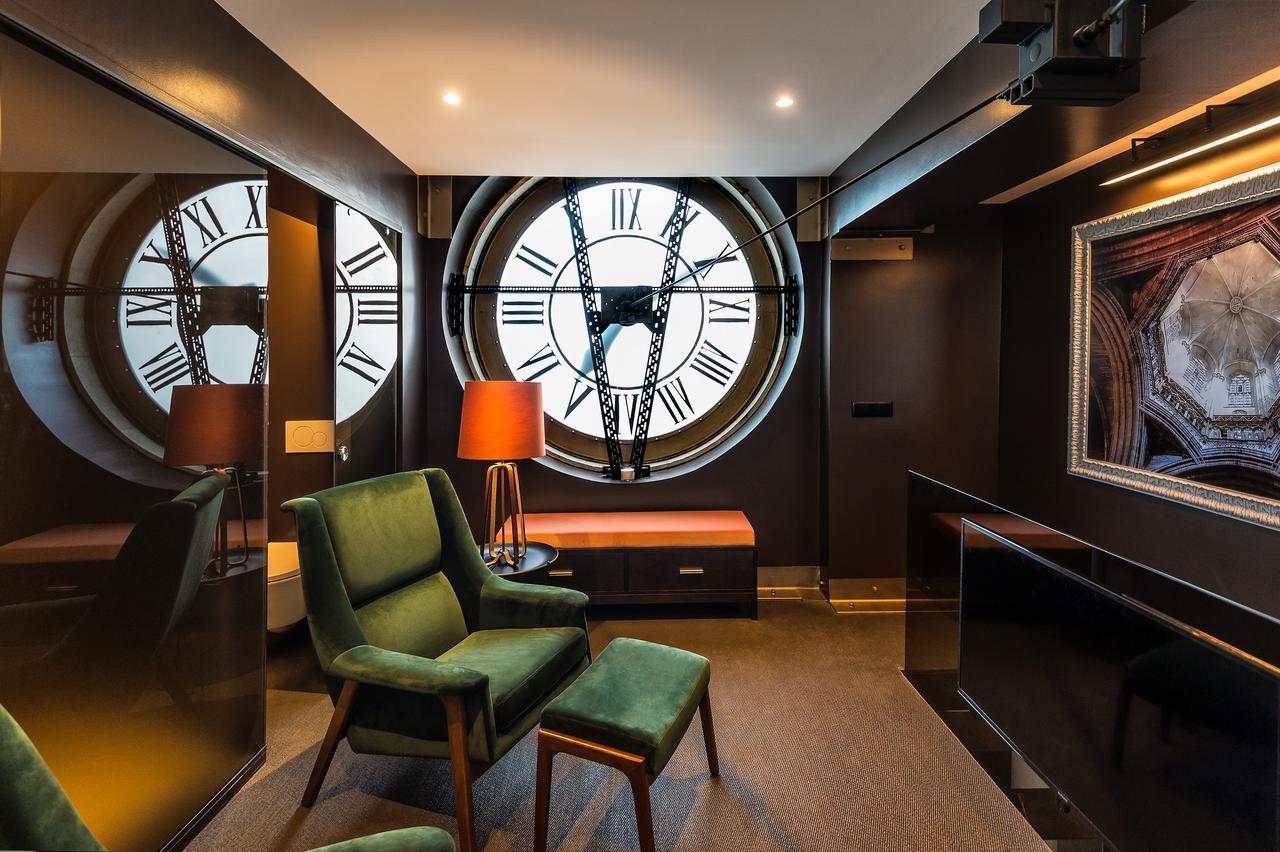 The Clock Tower By Five Stars Appartement *